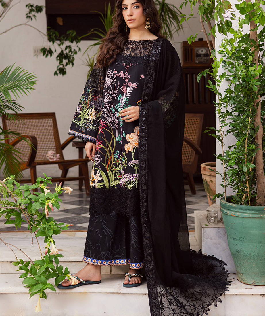 Mahnur Gulzar Winter`25 G#01