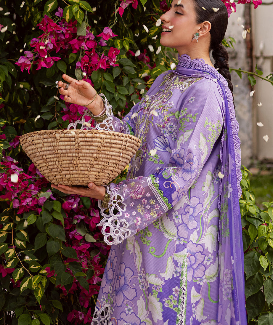 Mahnur Gulzar Winter`25 G#07