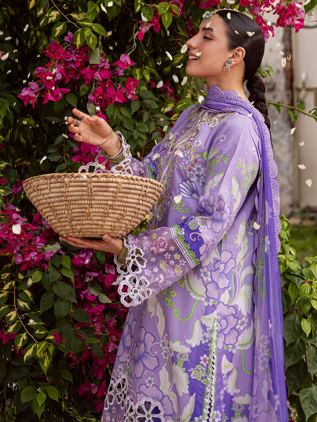 Mahnur Gulzar Winter`25 G#07