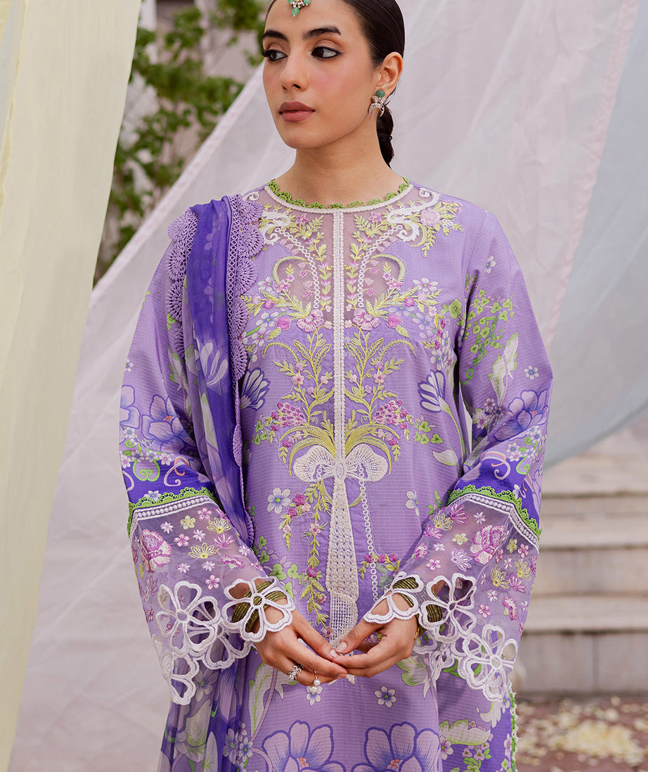 Mahnur Gulzar Winter`25 G#07