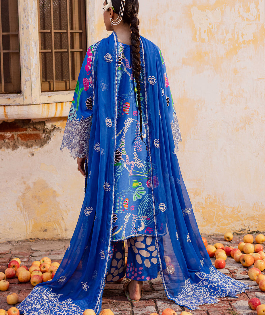 Mahnur Gulzar Winter`25 G#10