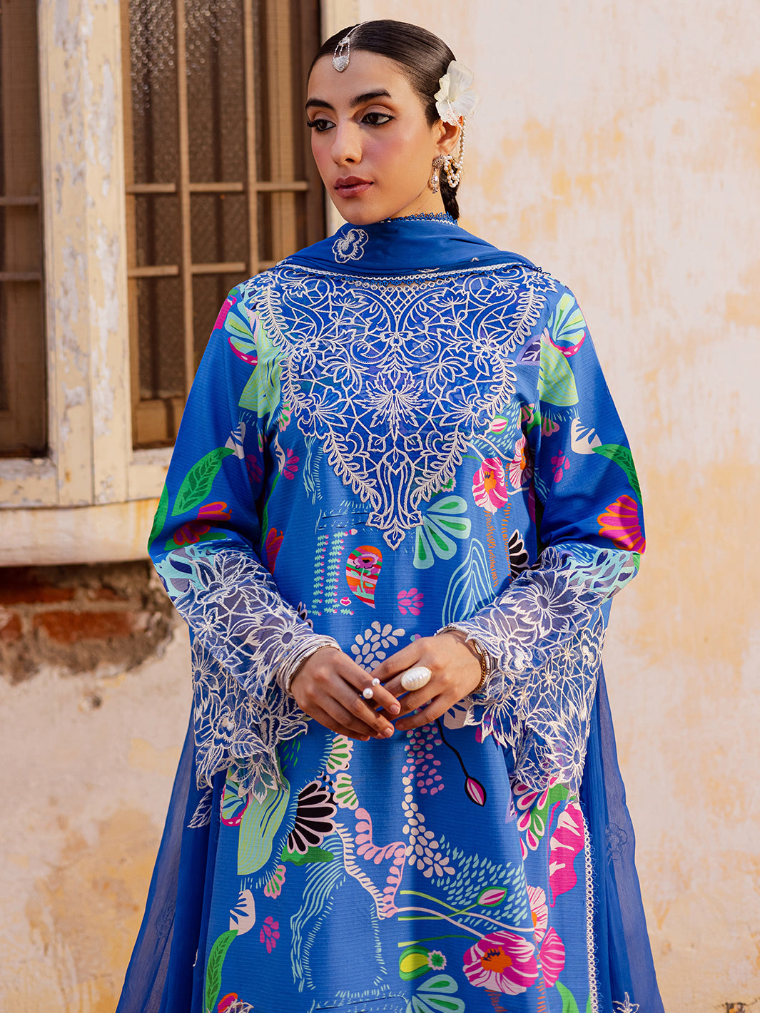 Mahnur Gulzar Winter`25 G#10