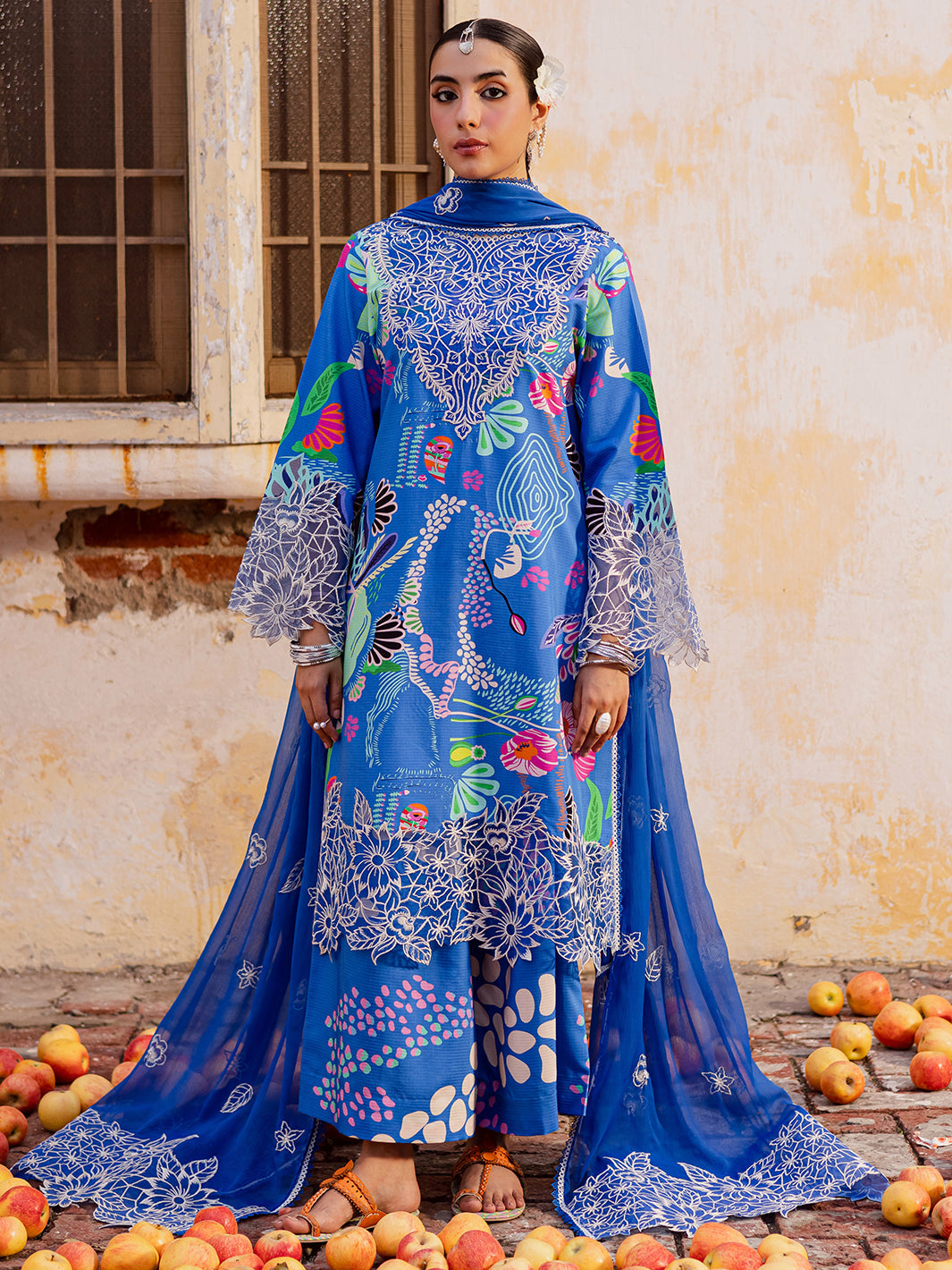 Mahnur Gulzar Winter`25 G#10