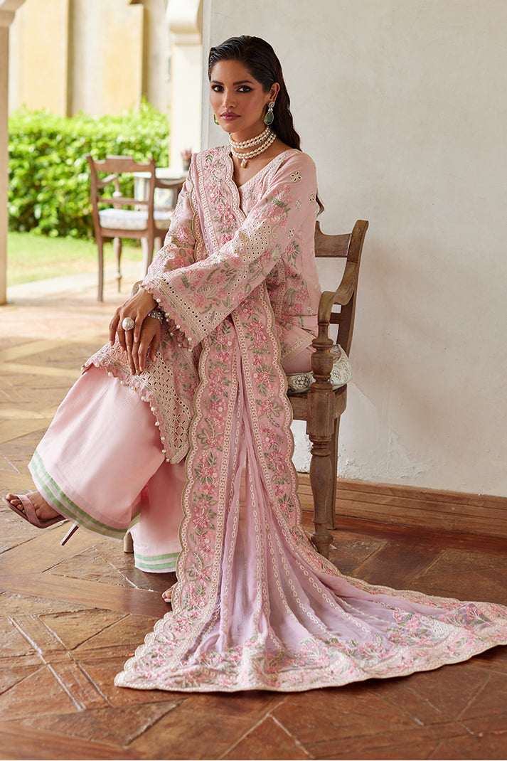 Gulaal Luxury Lawn`25 D#01