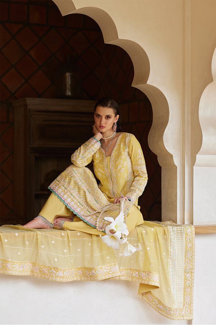 Gulaal Luxury Lawn`25 D#04