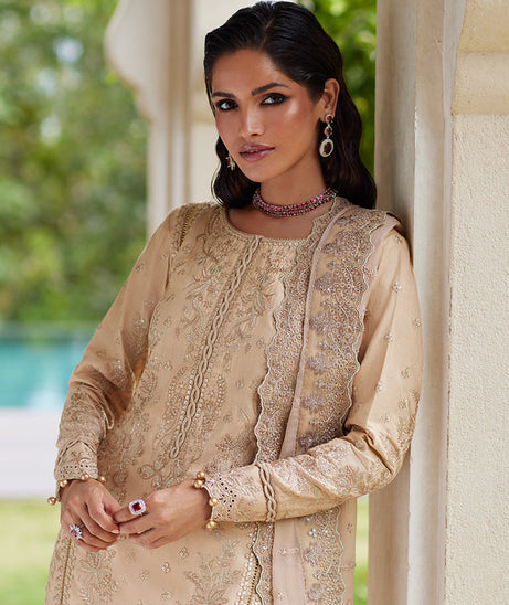 Gulaal Luxury Lawn`25 D#07