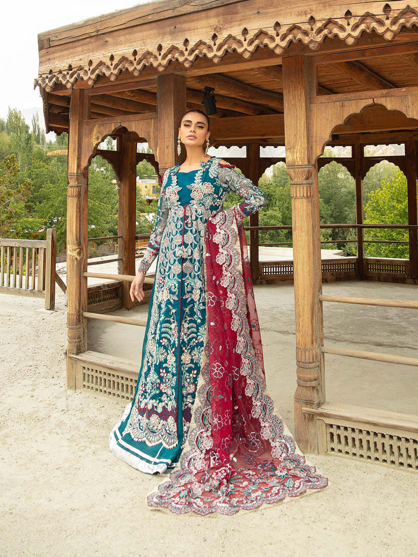 Maryam Hussain Marwa Luxury Formals'23 (GULBANO)