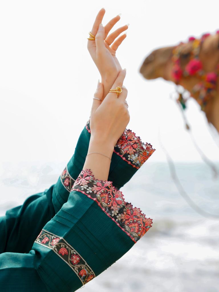 Aabyaan Saagar L/Lawn'24 D#10 NOORA