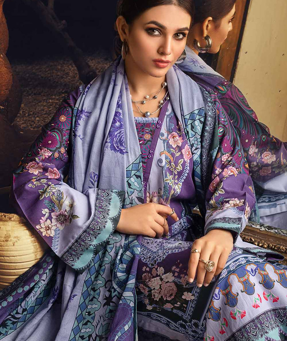 Gul Ahmed Winter Collection'21 CD#12010 A