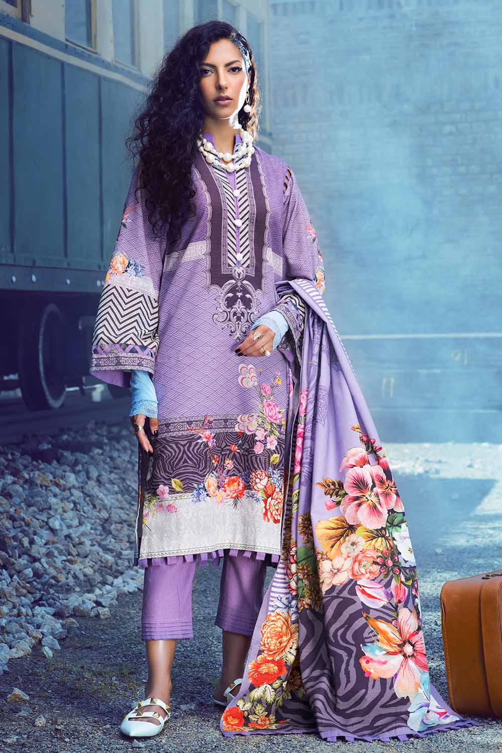 Gul Ahmed Winter Collection'21 K#12019 A