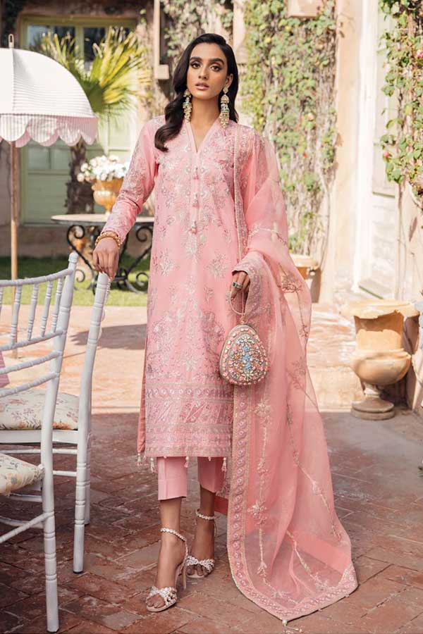 Gulaal Luxury Lawn Collection'22 D#2 NINA