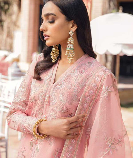 Gulaal Luxury Lawn Collection'22 D#2 NINA
