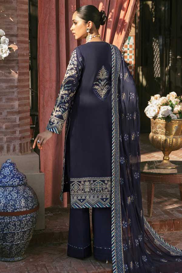 Gulaal Luxury Lawn Collection'22 D#3 LEENA