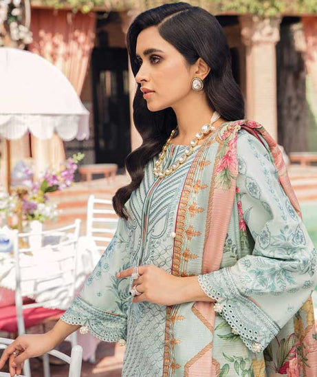 Gulaal Luxury Lawn Collection'22 D#5 ANEETA