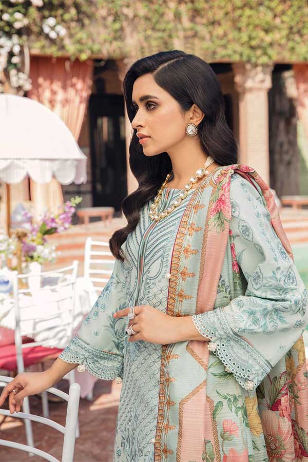Gulaal Luxury Lawn Collection'22 D#5 ANEETA