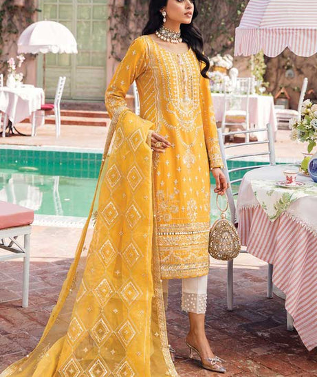 Gulaal Luxury Lawn Collection'22 D#7 MAHTAB
