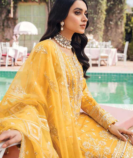 Gulaal Luxury Lawn Collection'22 D#7 MAHTAB