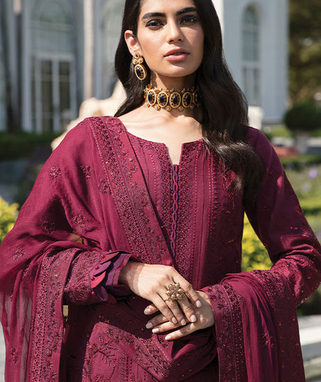 Gulaal Luxury Lawn Collection`23 D#05 (GHAZAL)