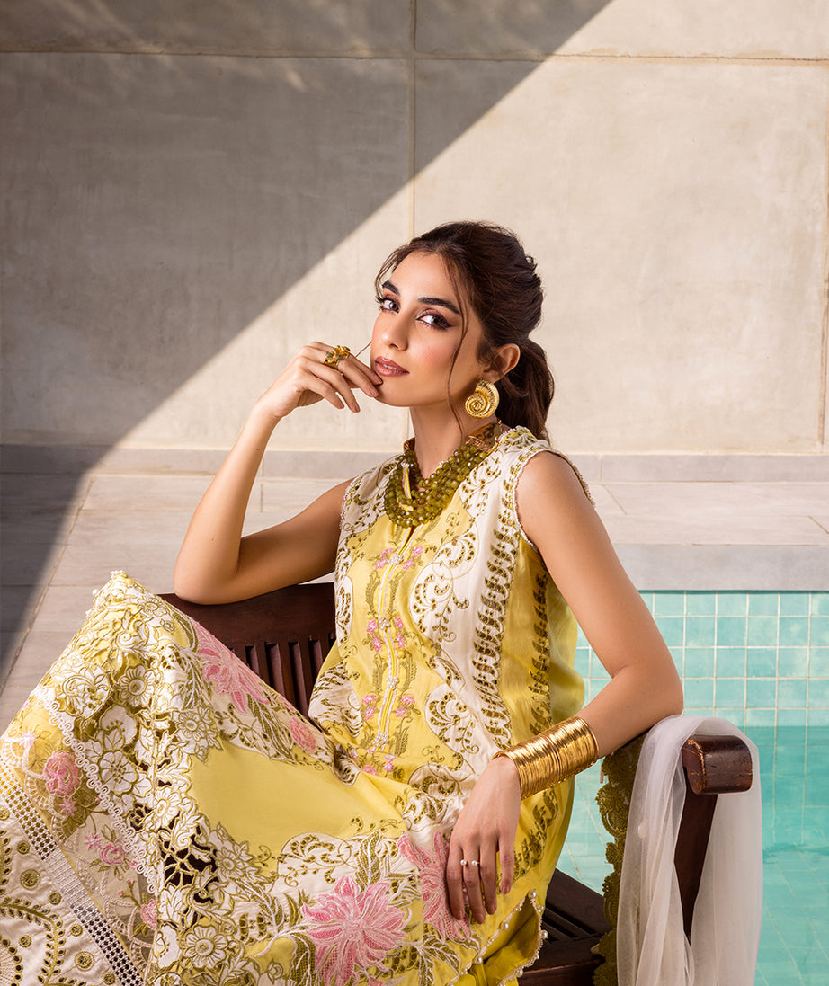 Saira Rizwan Luxury Lawn`24 (TIFFANY)