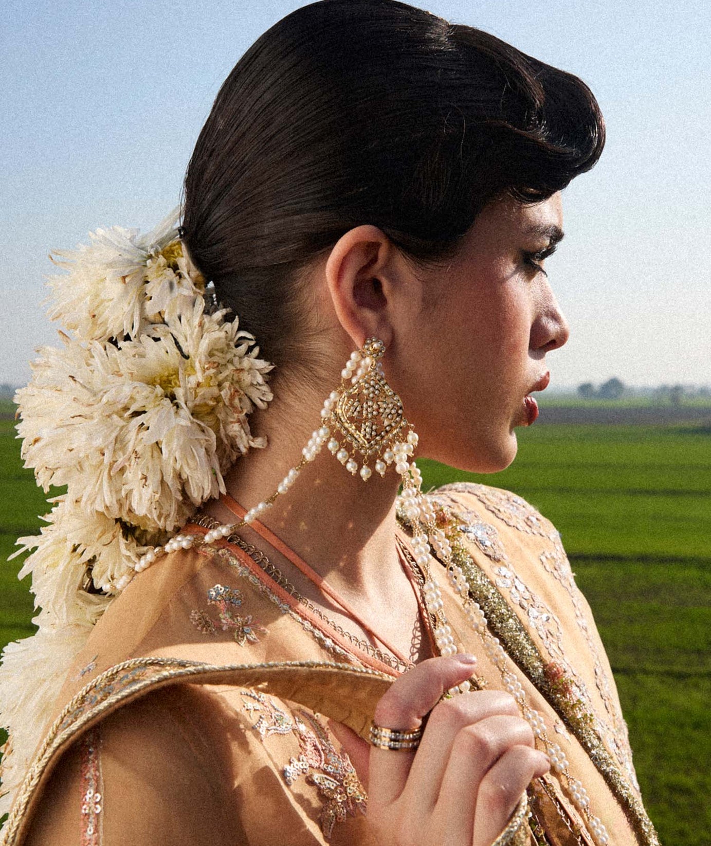 Hussain Rehar Darlings Festive`25 (Sundal)