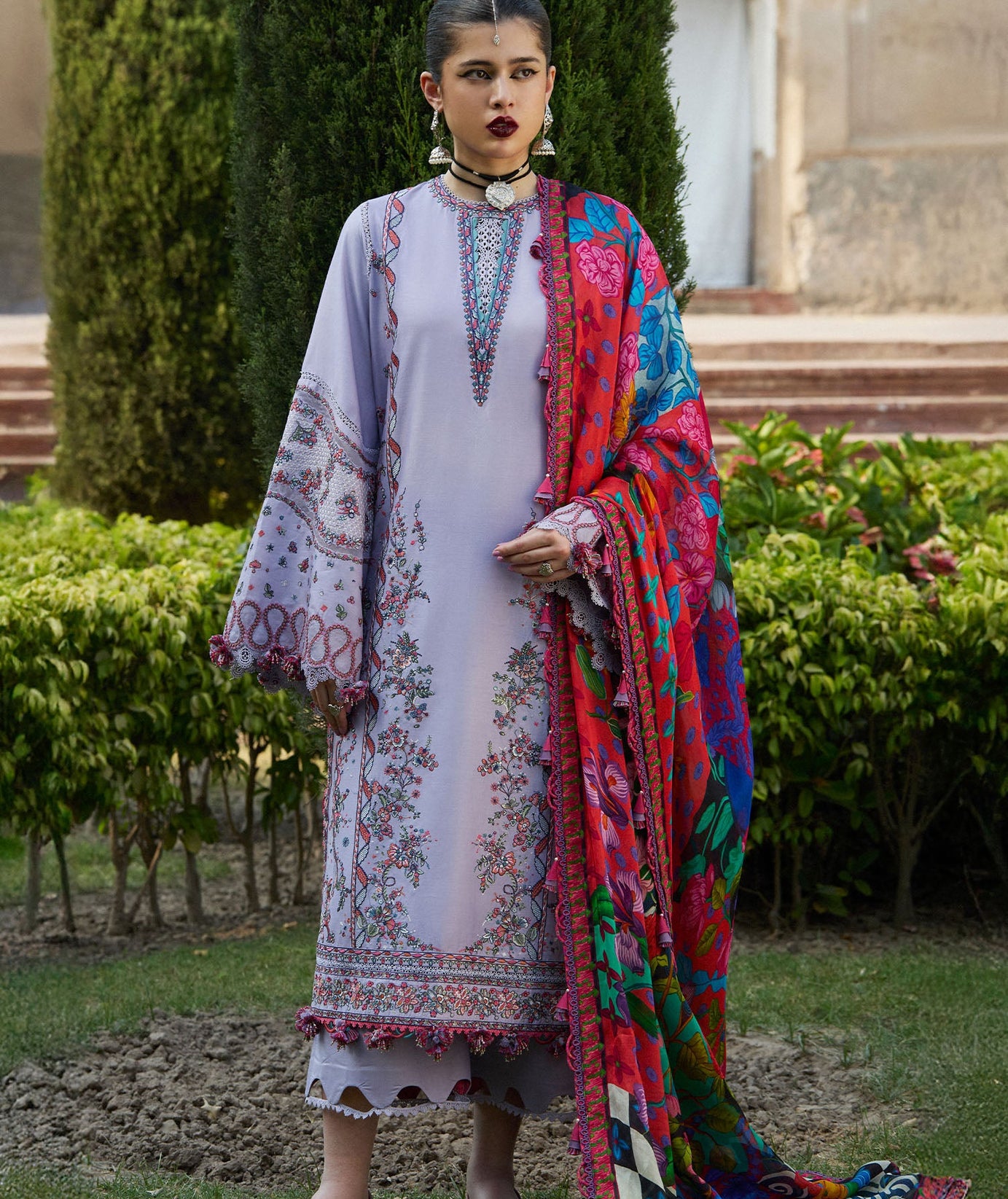 Hussain Rehar Nirmal S/S Luxury`25 (inaya)