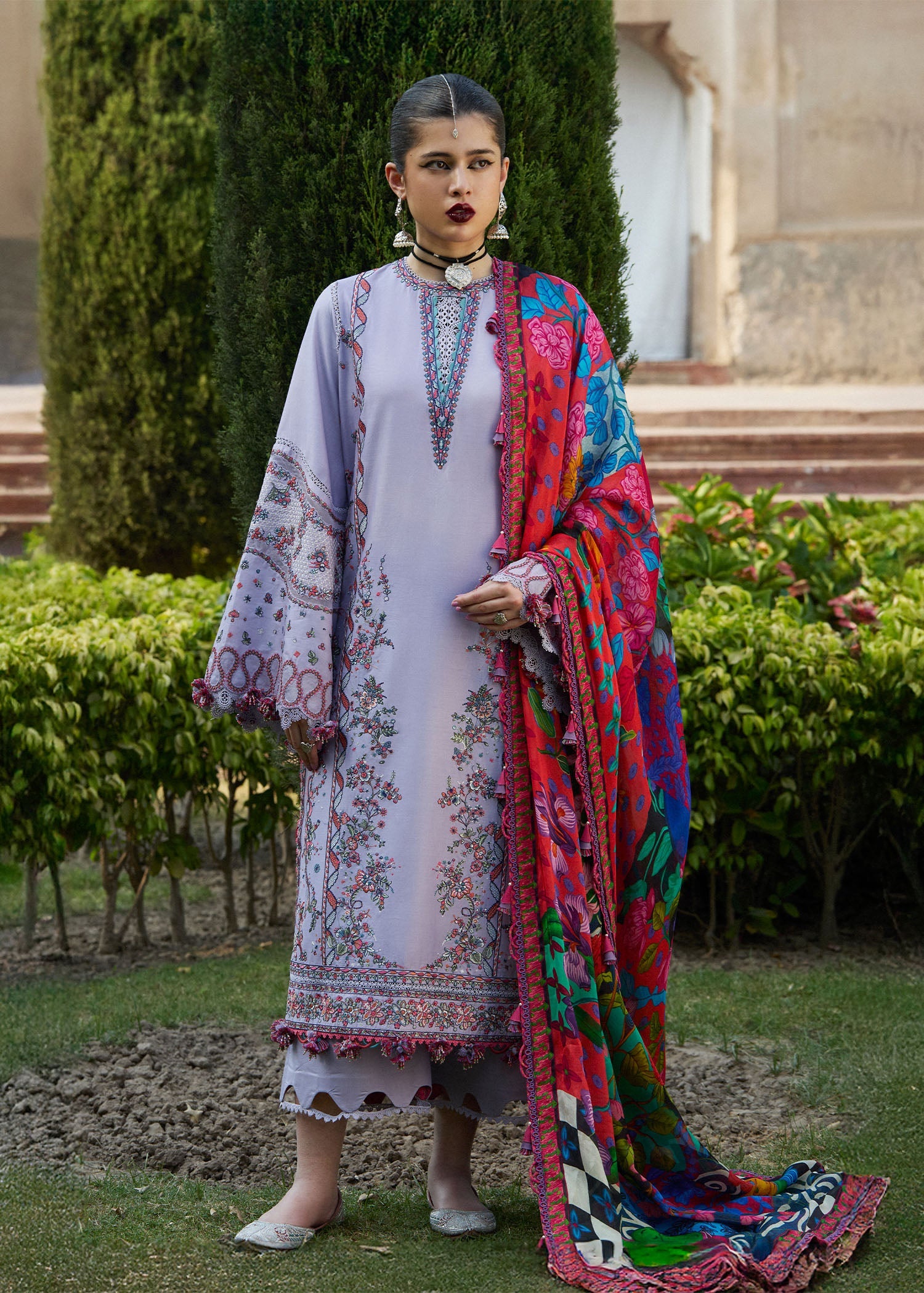 Hussain Rehar Nirmal S/S Luxury`25 (inaya)