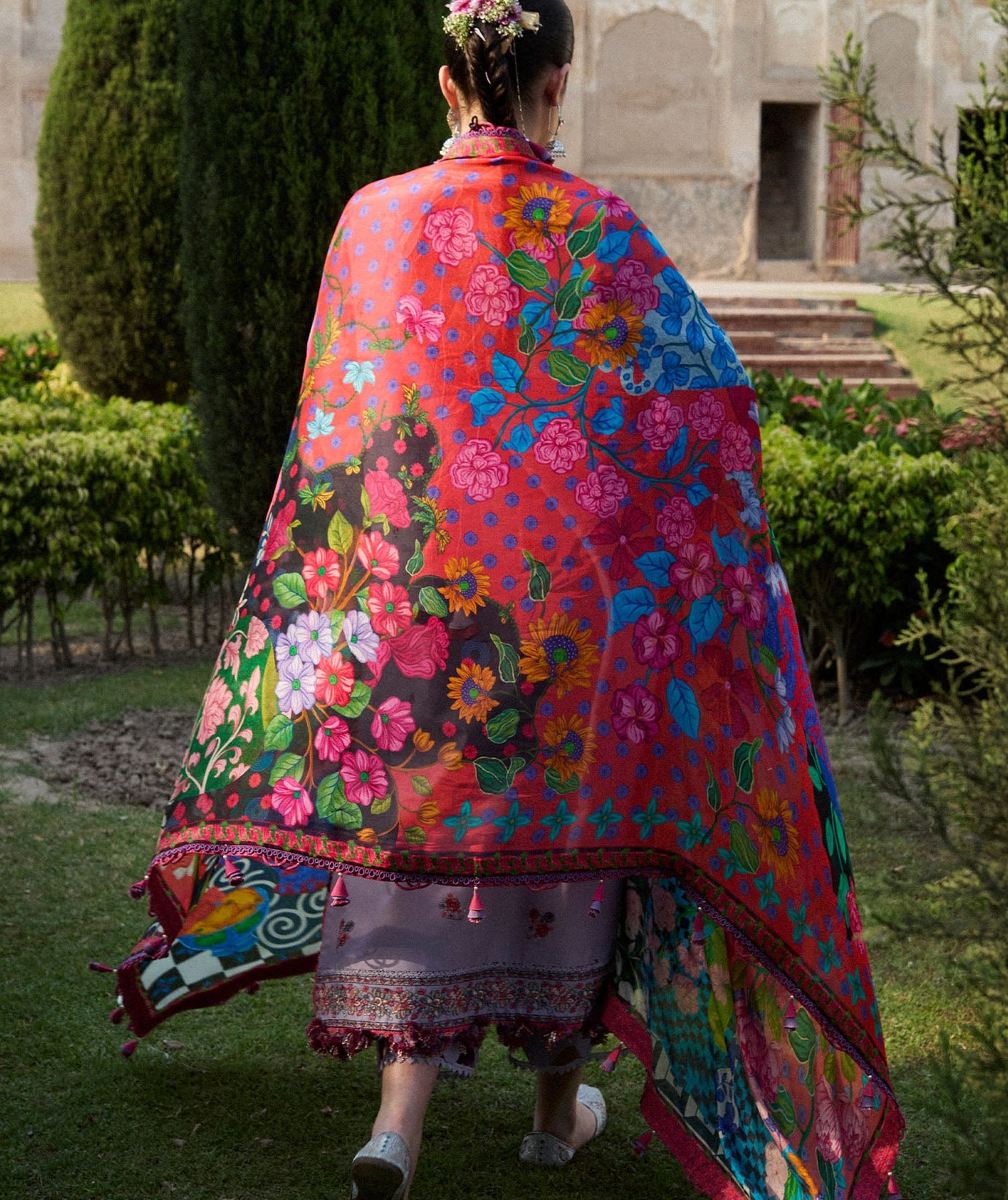 Hussain Rehar Nirmal S/S Luxury`25 (inaya)