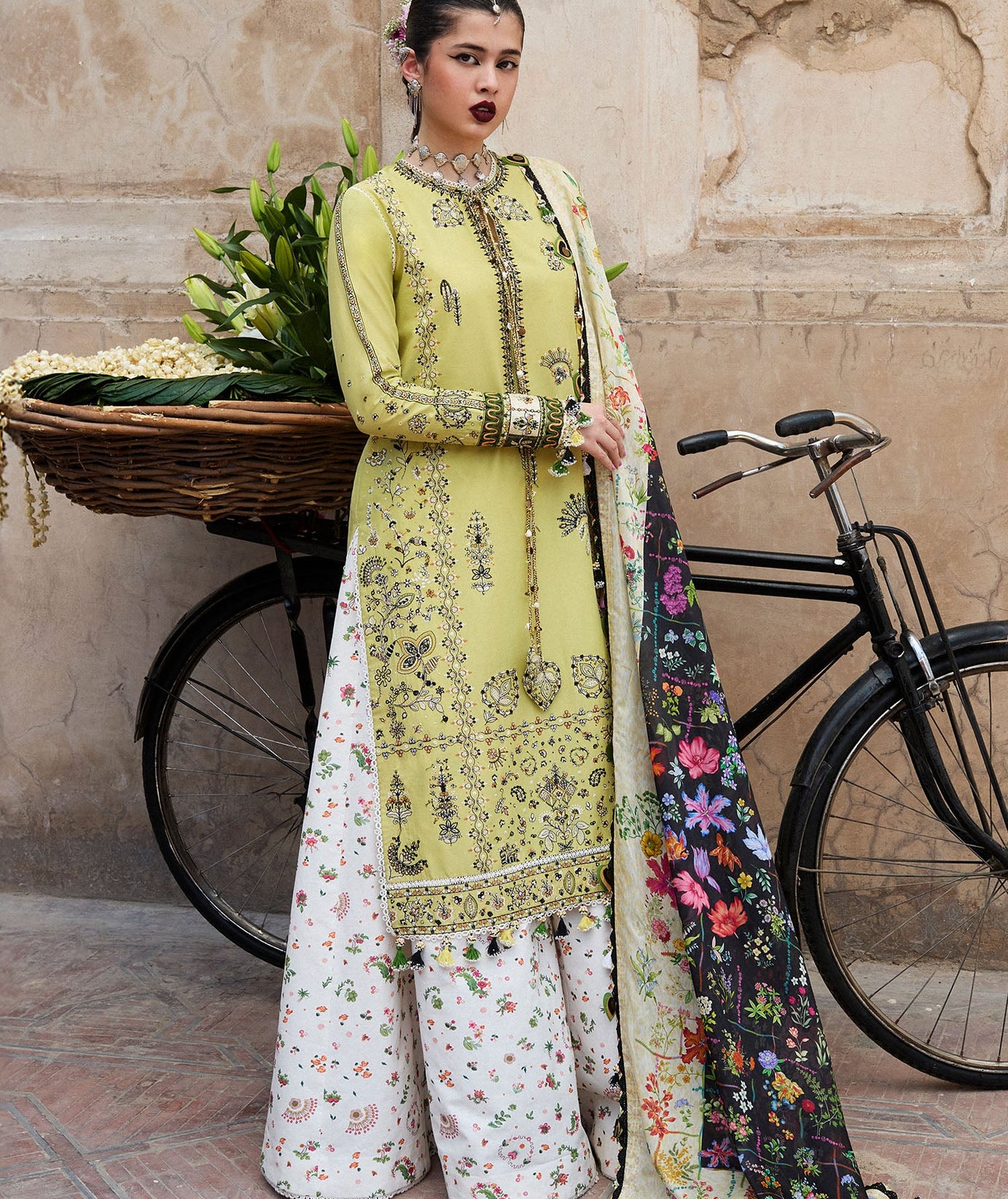 Hussain Rehar Nirmal S/S Luxury`25 (Suk)