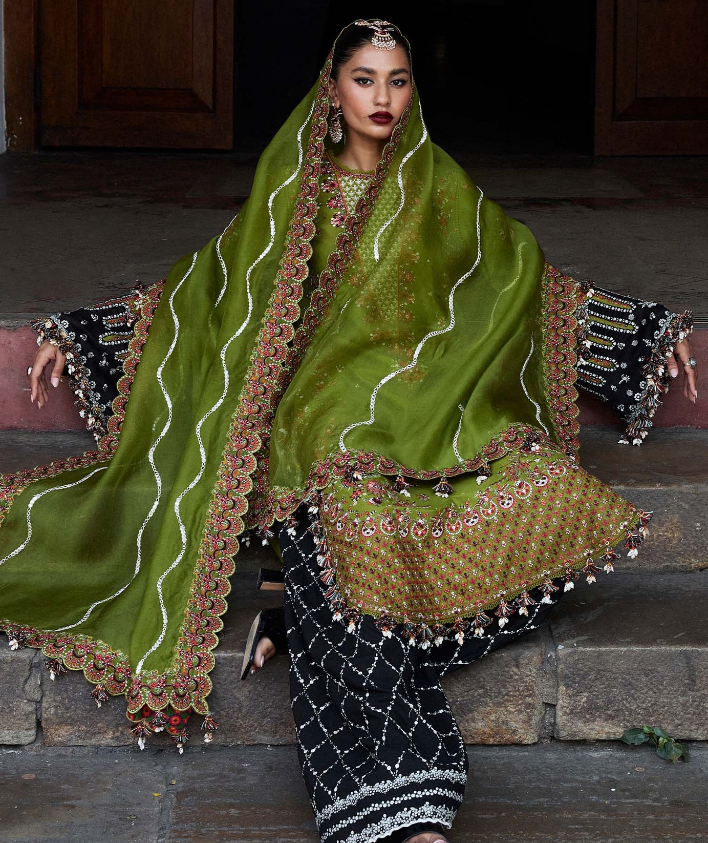 Hussain Rehar Luxury Lawn`25 (Abass)