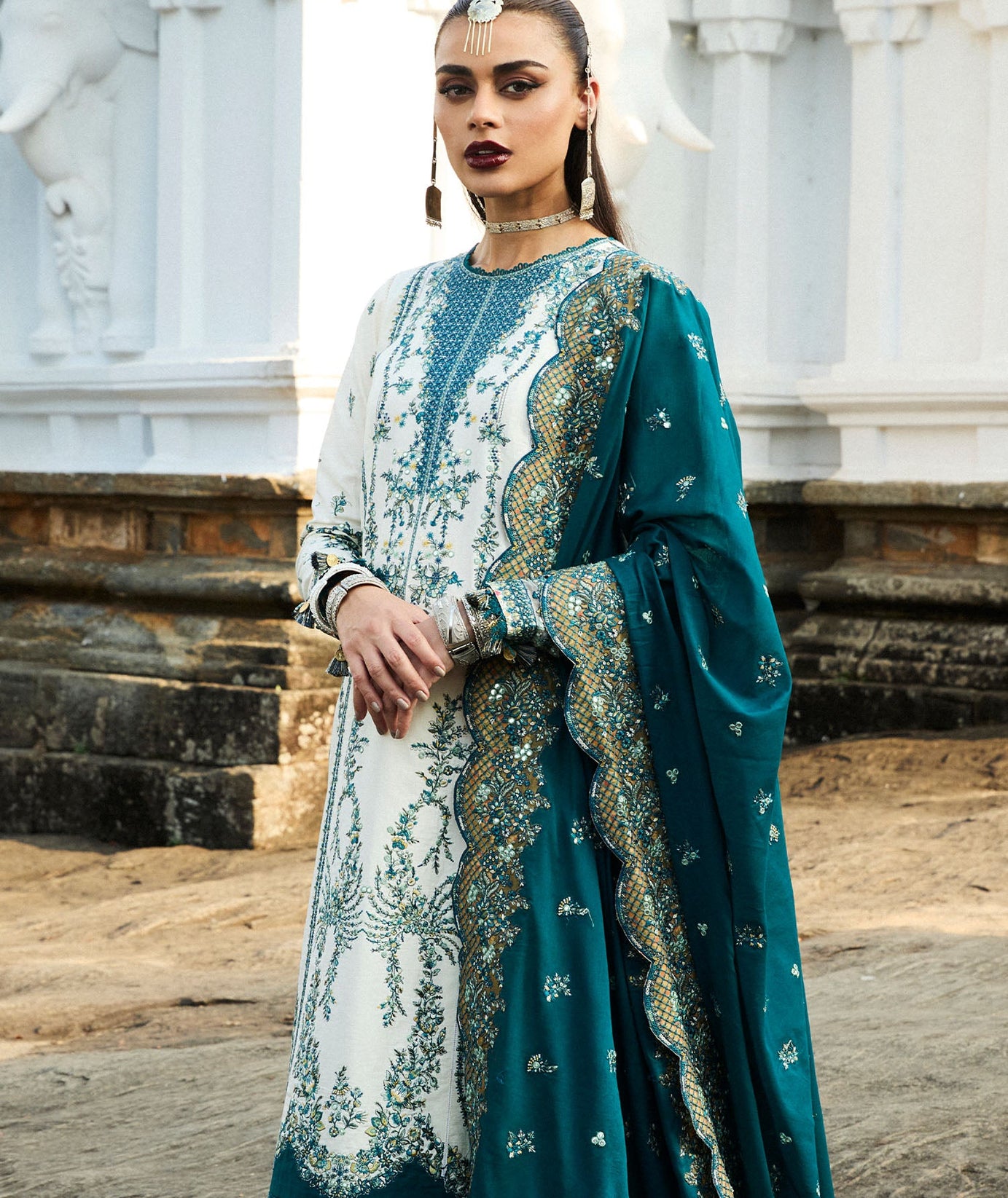 Hussain Rehar Luxury Lawn`25 (Veil)