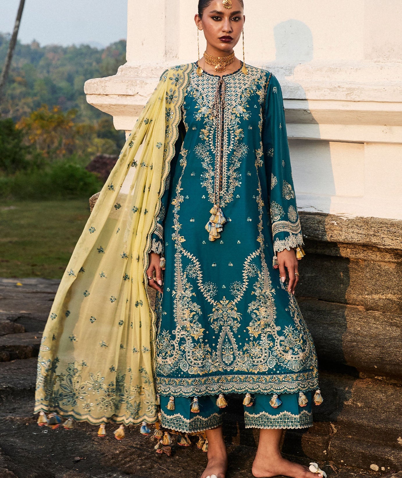 Hussain Rehar Luxury Lawn`25 (Eupic)