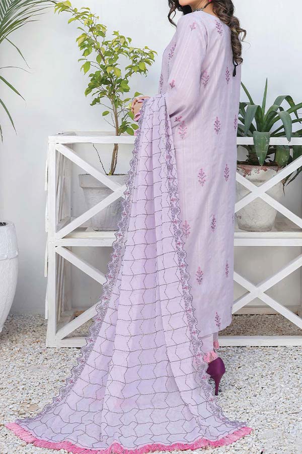 Hafiz Faryal Hussain Lawn`24 D#09