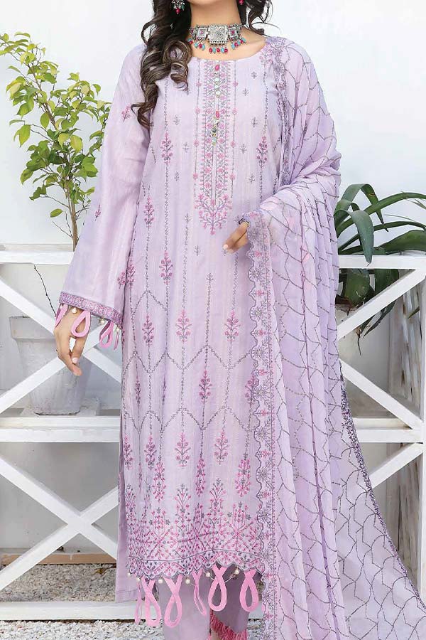 Hafiz Faryal Hussain Lawn`24 D#09