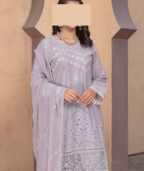 Hafiz Kinza Emb Lawn'24 D#4B