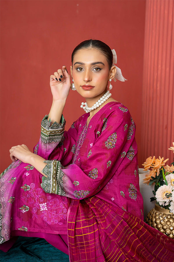 Haya Emb Lawn`25 D # 07