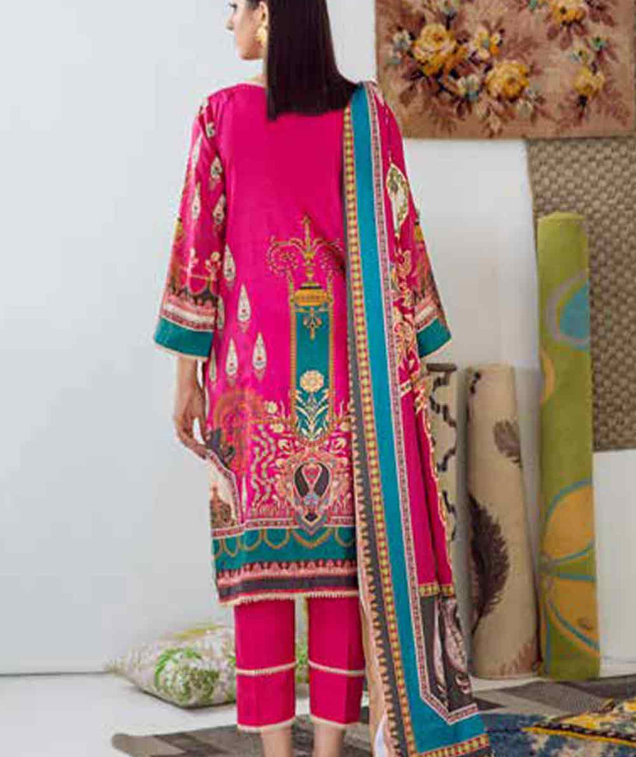 Hoorain Winter Collection'21 D#10