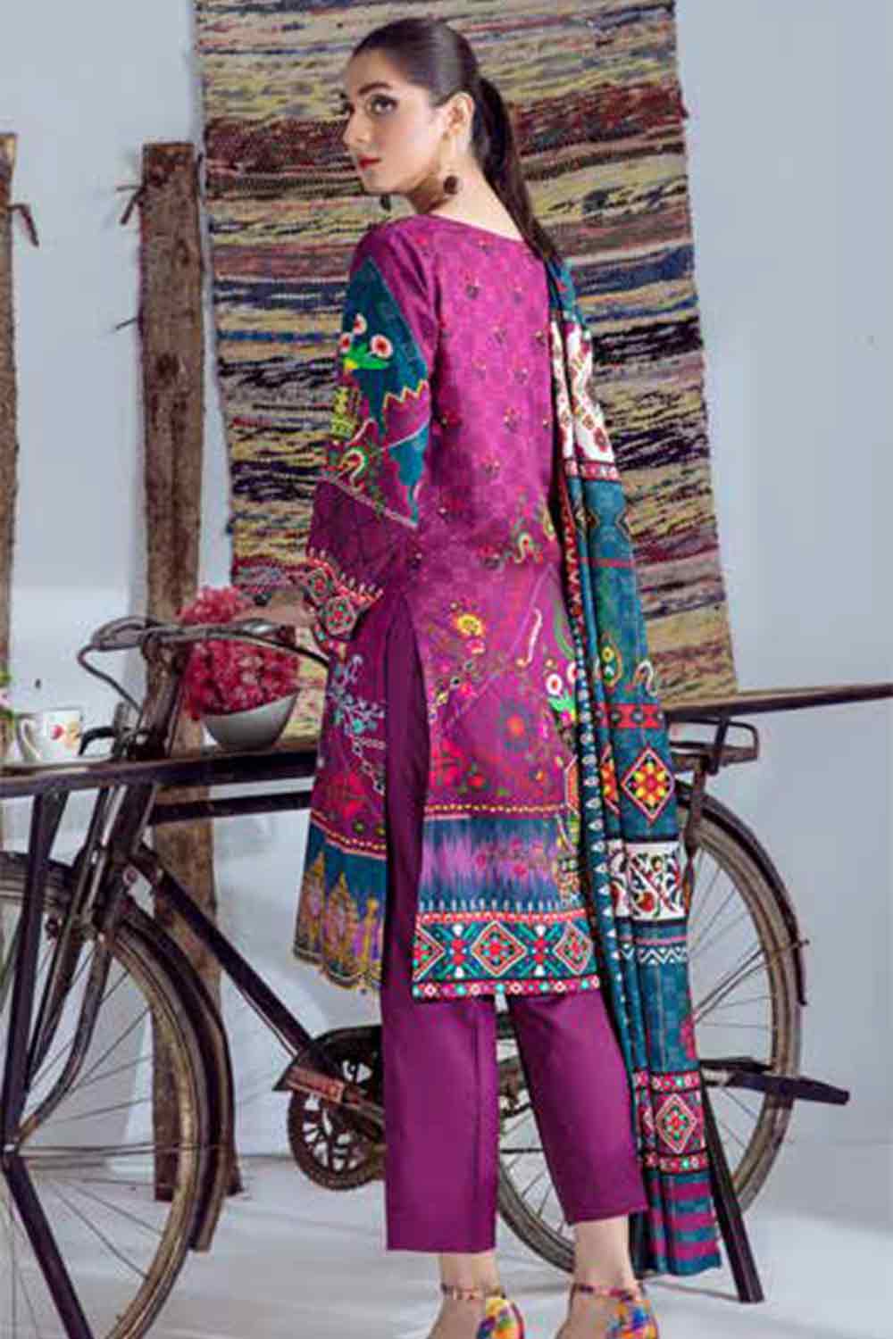 Hoorain Winter Collection'21 D#5