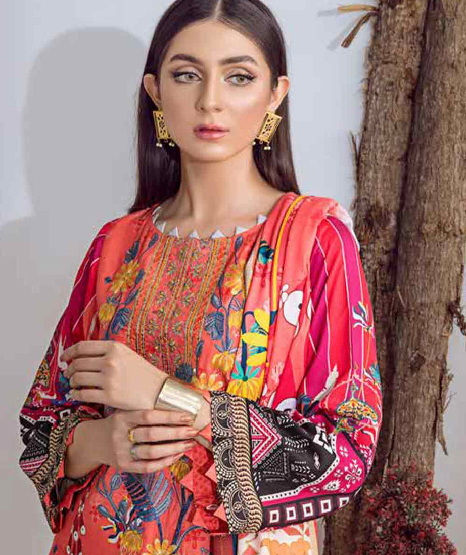 Hoorain Winter Collection'21 D#6