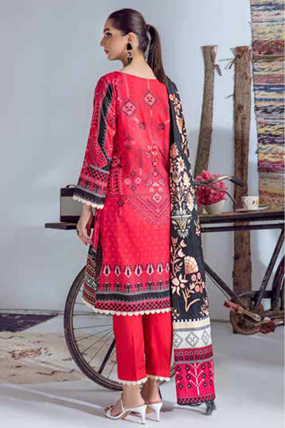 Hoorain Winter Collection'21 D#8