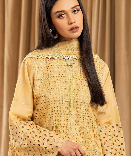 Humdum Elegant C/Kari Lawn`25 D#2