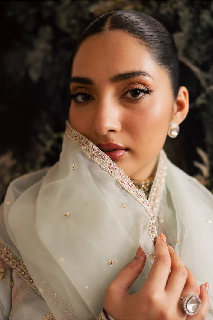 Emaan Adeel Suave Luxury Formals`25 (ELAIN)