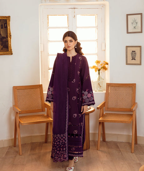 Gisele Kahani Karandi`23 MAJESTIC CHARM