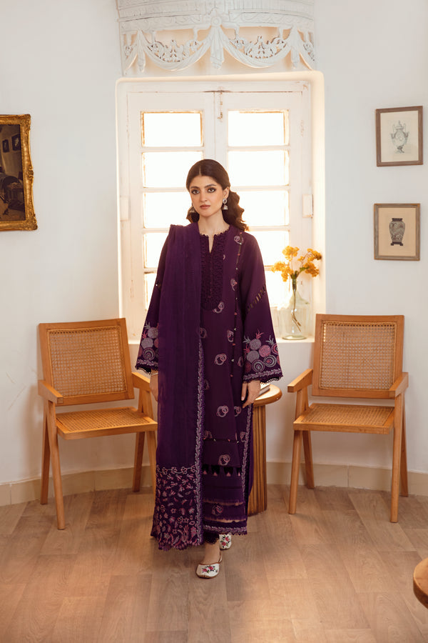 Gisele Kahani Karandi`23 MAJESTIC CHARM