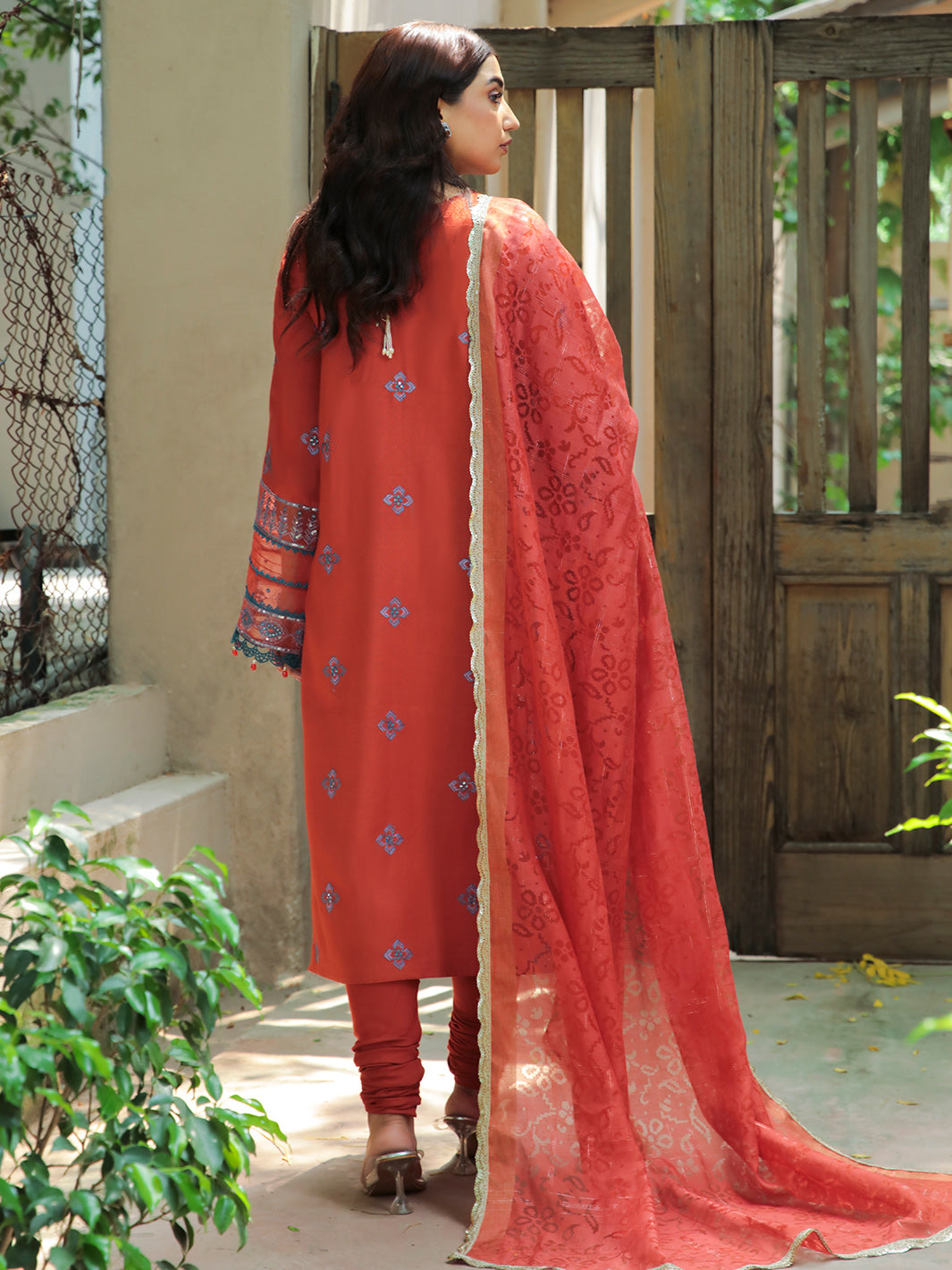 Parishay Noor Nazar Winter'22 D#10