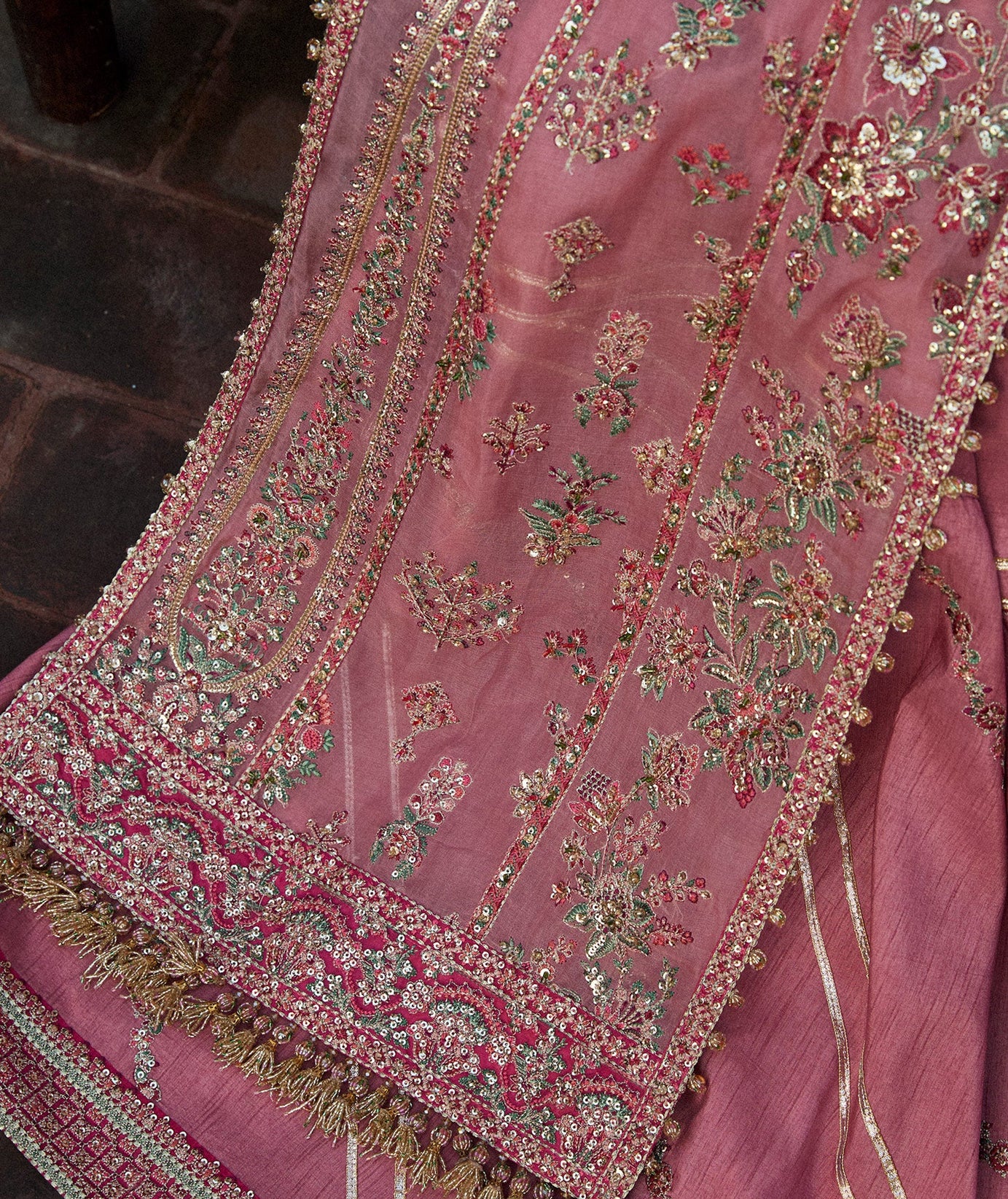 Hussain Rehar Festive Unstitched`24 (Aadoo)