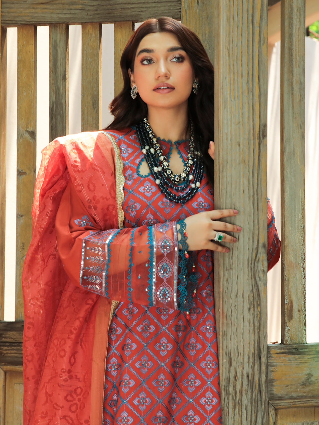 Parishay Noor Nazar Winter'22 D#10