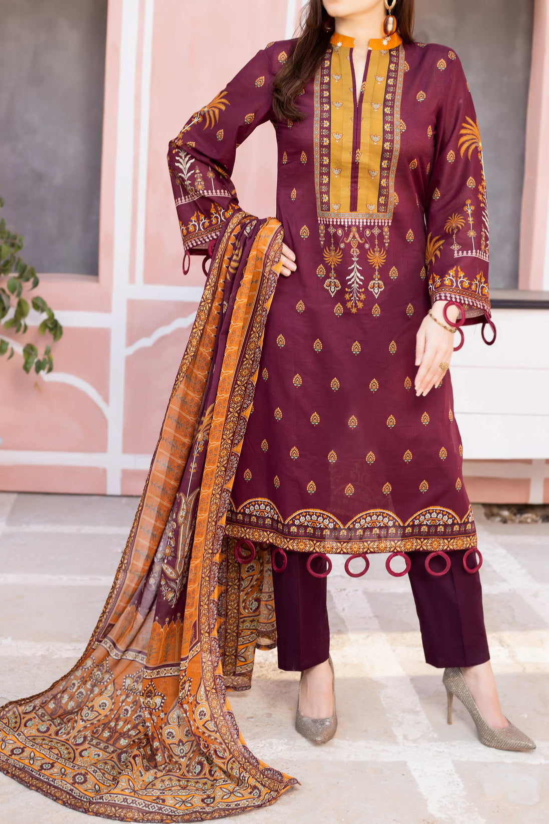Ayesha Alishba DP Lawn`23 D#01