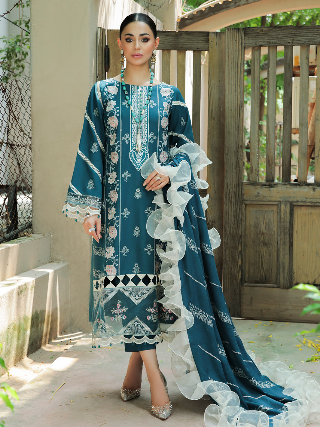 Parishay Noor Nazar Winter'22 D#9