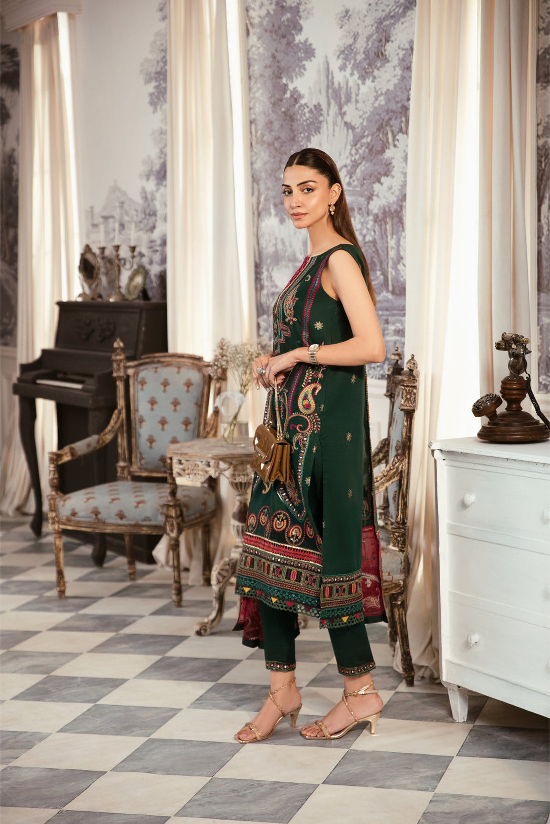 Gisele Summerlines Lawn'24 CAMELLIA