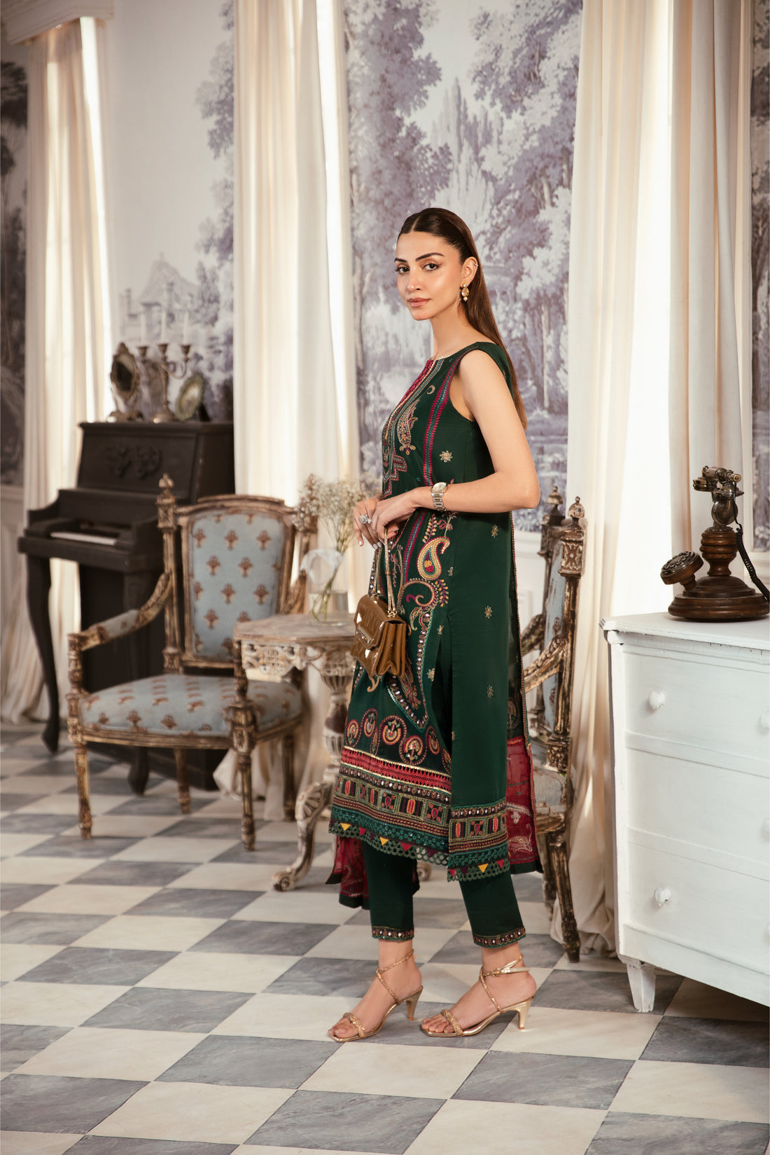 Gisele Summerlines Lawn'24 CAMELLIA